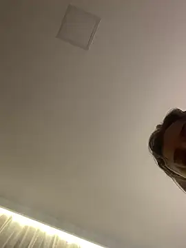 Snapshot of Melzinha_casada chatting on March 8, 2025, 2:12 am Melzinha casada online show from March 8, 2025, 2:12 am