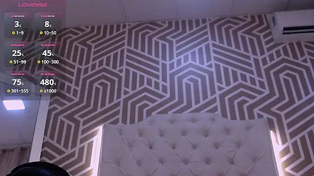 Snapshot of SashaDurante chatting on March 13, 2026, 12:34 pm SashaDurante online show from March 13, 2026, 12:34 pm