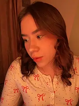 Im Valen Cute online show from October 18, 2025, 2:47 am