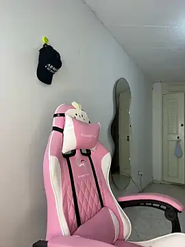 Snapshot of gabbyfoox chatting on January 5, 2025, 12:52 am gabbyfoox online show from January 5, 2025, 12:52 am