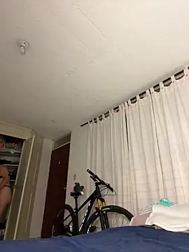 Snapshot of gabbyfoox chatting on February 16, 2025, 10:54 pm gabbyfoox online show from February 16, 2025, 10:54 pm