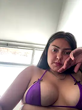 Snapshot of gabbyfoox chatting on September 27, 2025, 3:17 pm gabbyfoox online show from September 27, 2025, 3:17 pm