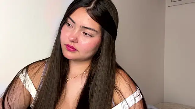 Snapshot of gabbyfoox chatting on November 22, 2025, 2:32 am gabbyfoox online show from November 22, 2025, 2:32 am