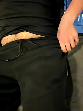 Dan8736 online show from November 6, 2025, 9:37 pm