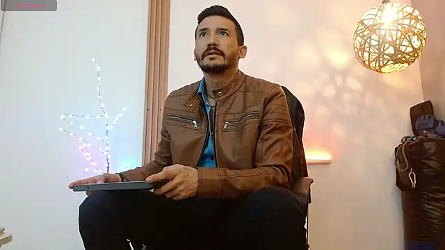 Reiko 85  online show from January 15, 2026, 2:32 pm