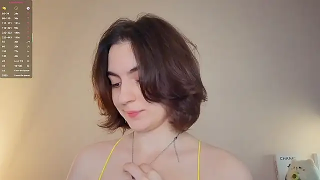 DracosMoon online show from April 17, 2026, 7:22 am