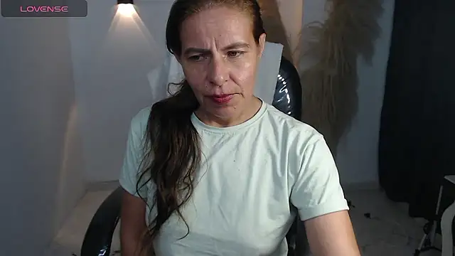 Milf karlye online show from January 12, 2026, 5:45 am