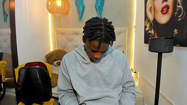 royce ebony online show from March 12, 2026, 3:01 am