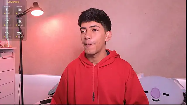 teobowny  online show from February 6, 2026, 12:41 pm