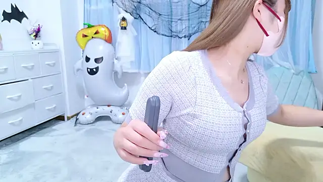 MAIKA pyon online show from October 26, 2025, 5:19 pm