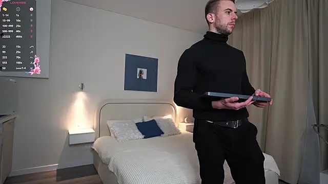 Alex xxx online show from December 19, 2025, 3:52 pm