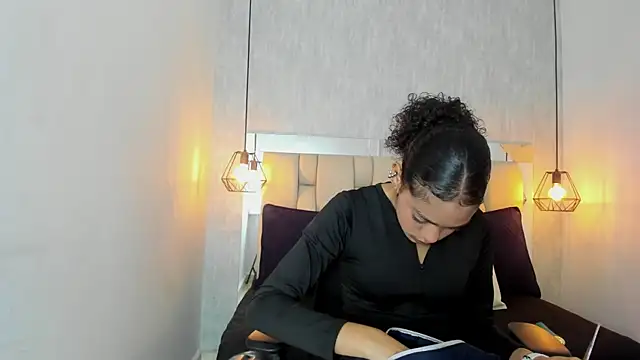 Alahia Baiter online show from December 6, 2024, 11:33 am