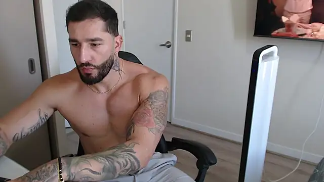 jonhklleyn online show from March 8, 2025, 5:22 pm