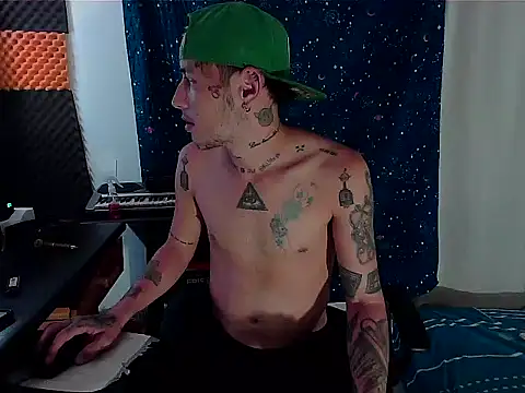 Snapshot of patrik_tattoo_ chatting on January 9, 2025, 3:47 am patrik tattoo online show from January 9, 2025, 3:47 am