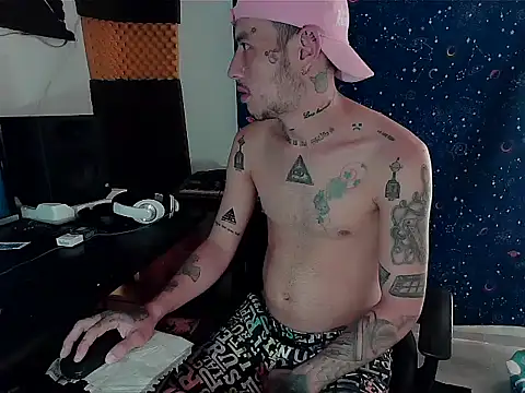 Snapshot of patrik_tattoo_ chatting on January 14, 2025, 3:26 pm patrik tattoo online show from January 14, 2025, 3:26 pm