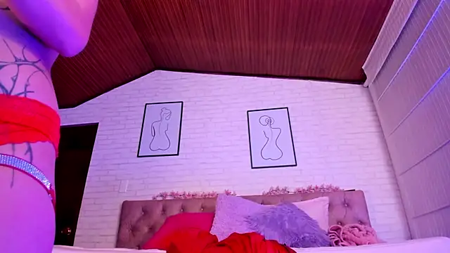 Kitty Pam online show from October 4, 2025, 9:18 am