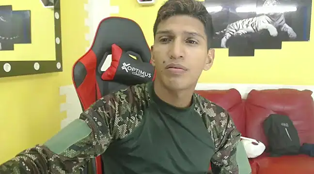 mau elixxx online show from December 21, 2024, 2:41 am