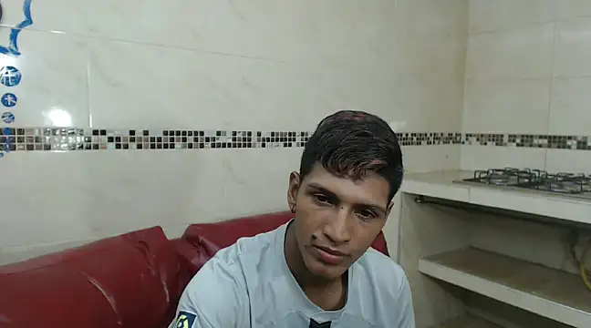 mau elixxx online show from January 6, 2025, 7:24 pm