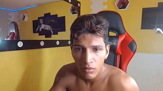 mau elixxx online show from January 19, 2025, 5:58 am