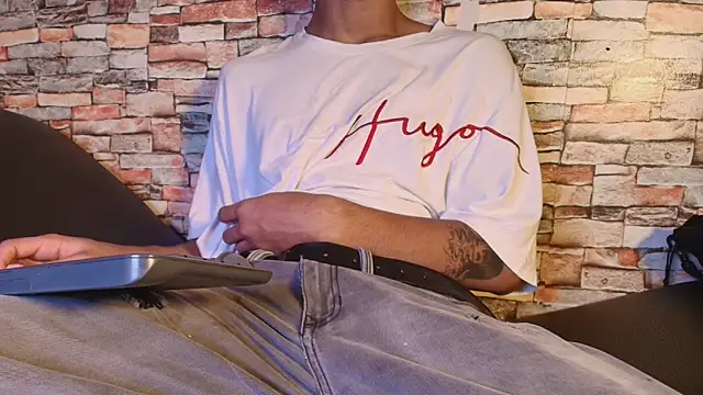 hares mds online show from November 15, 2025, 1:51 pm