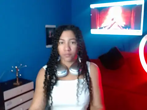 bellacrespalatina online show from November 20, 2025, 4:40 pm