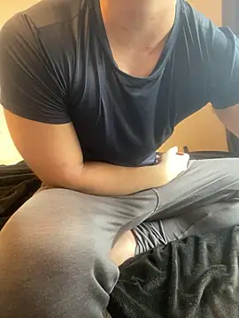 Snapshot of YU-KI00 chatting on March 18, 2026, 3:42 am YU-KI00 online show from March 18, 2026, 3:42 am