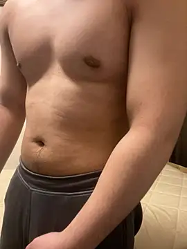 Snapshot of YU-KI00 chatting on March 28, 2026, 1:54 pm YU-KI00 online show from March 28, 2026, 1:54 pm