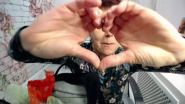 Cutie Asya online show from November 25, 2025, 4:34 am