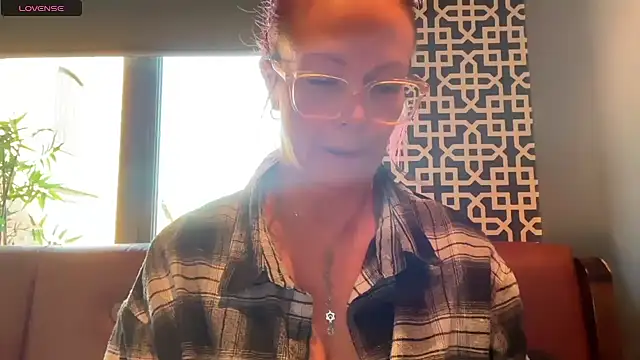 MelodyRoseUk online show from October 28, 2025, 11:58 am