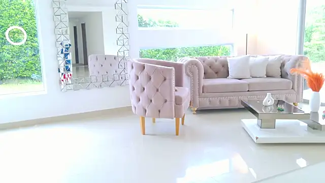 kimberly  online show from November 16, 2025, 2:11 pm