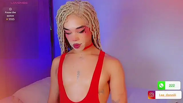 DanniLee  online show from March 17, 2026, 7:06 pm