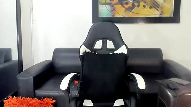 JuanDiegoKing online show from March 8, 2025, 4:50 pm