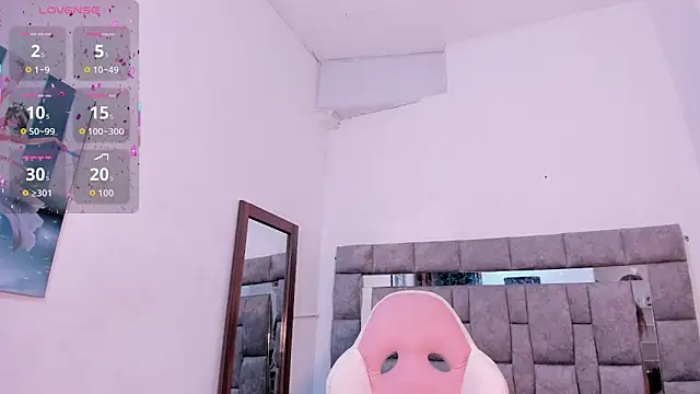 zulyjones online show from October 7, 2025, 11:51 am