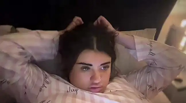 curvybabesx1 online show from March 22, 2025, 6:11 am