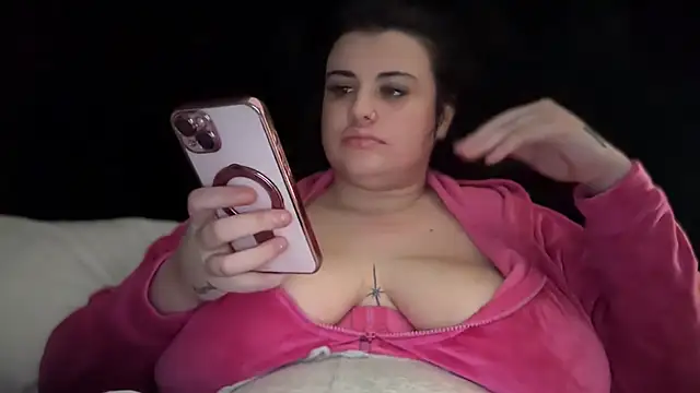 curvybabesx1 online show from October 19, 2025, 7:36 pm