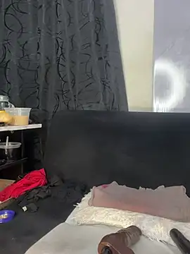 Snapshot of chiquimaturesexy chatting on February 10, 2026, 9:52 pm chiquimaturesexy online show from February 10, 2026, 9:52 pm