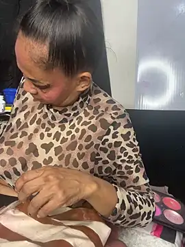 Snapshot of chiquimaturesexy chatting on February 17, 2026, 8:04 pm chiquimaturesexy online show from February 17, 2026, 8:04 pm