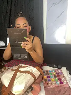 Snapshot of chiquimaturesexy chatting on March 17, 2026, 8:56 pm chiquimaturesexy online show from March 17, 2026, 8:56 pm