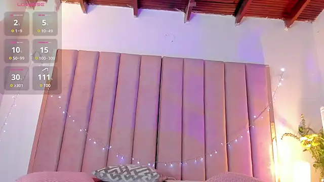 VICTORIA RASH online show from February 4, 2025, 7:22 pm