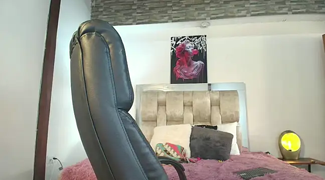 dakota Robbins  online show from January 28, 2025, 7:00 pm