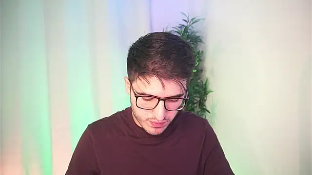 Snapshot of Tony_Wylie chatting on February 14, 2026, 3:42 pm Tony Wylie online show from February 14, 2026, 3:42 pm