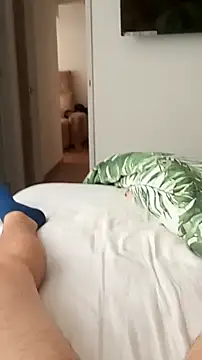 Snapshot of Tony_Wylie chatting on February 27, 2026, 4:07 pm Tony Wylie online show from February 27, 2026, 4:07 pm