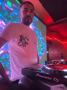 Snapshot of djtimka chatting on September 26, 2025, 6:56 pm djtimka online show from September 26, 2025, 6:56 pm