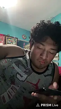 Snapshot of YoElMasHot chatting on February 2, 2026, 2:32 am YoElMasHot online show from February 2, 2026, 2:32 am