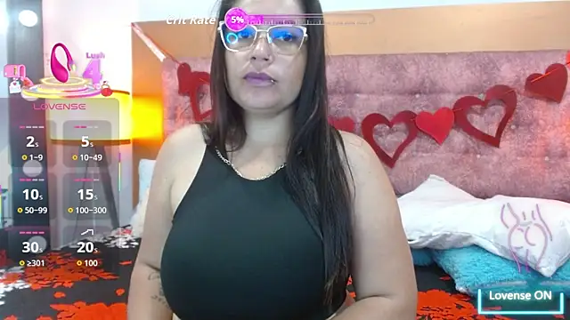 Snapshot of vennuss_89 chatting on February 4, 2026, 11:38 am vennuss 89 online show from February 4, 2026, 11:38 am