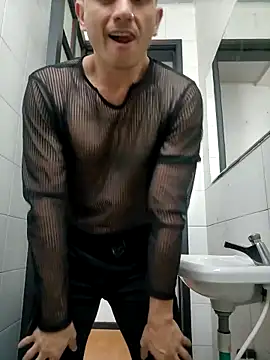 Andrewfalcon online show from February 5, 2025, 3:42 pm