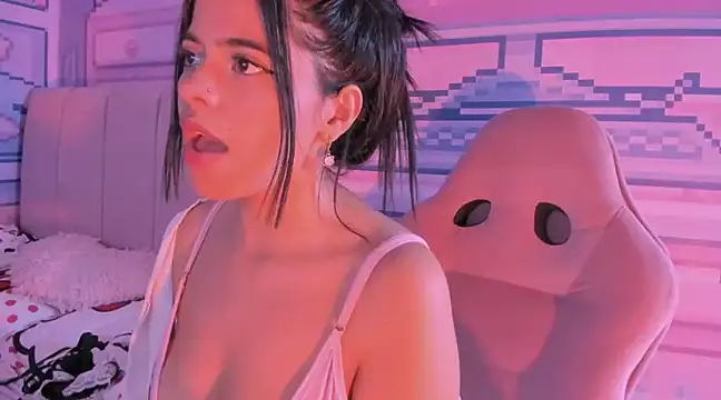 Snapshot of _18alice chatting on February 9, 2025, 1:44 am 18alice online show from February 9, 2025, 1:44 am