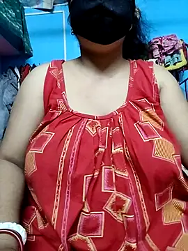 BERRY 00 online show from October 5, 2025, 6:06 pm