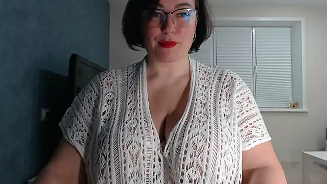 Nora Star online show from October 26, 2025, 6:58 pm