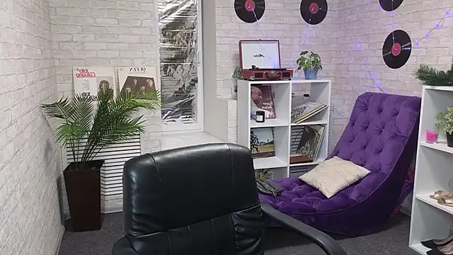 Nika Kitten online show from February 19, 2025, 2:34 pm